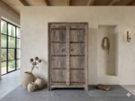 Armadio "Fortezza" – Recupero Architettonico in Legno Antico